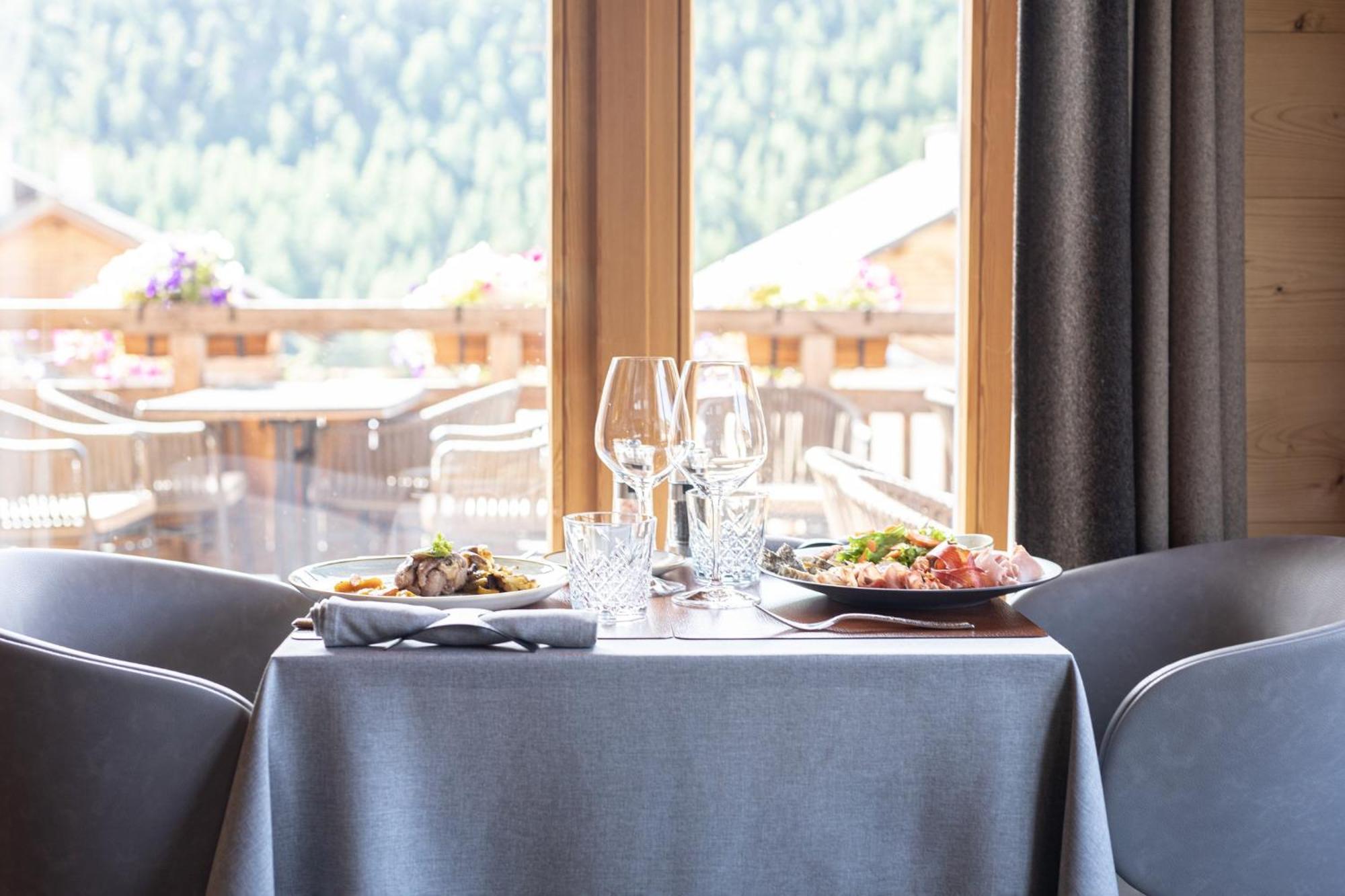 Le Chalet Blanc Hotel & Spa Montgenèvre Dış mekan fotoğraf